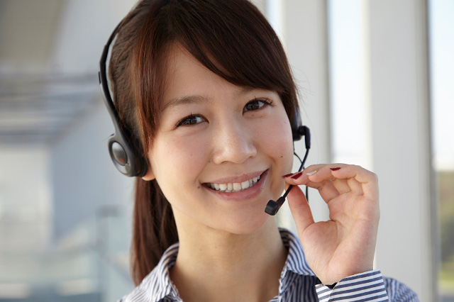電話オペレーターの女性